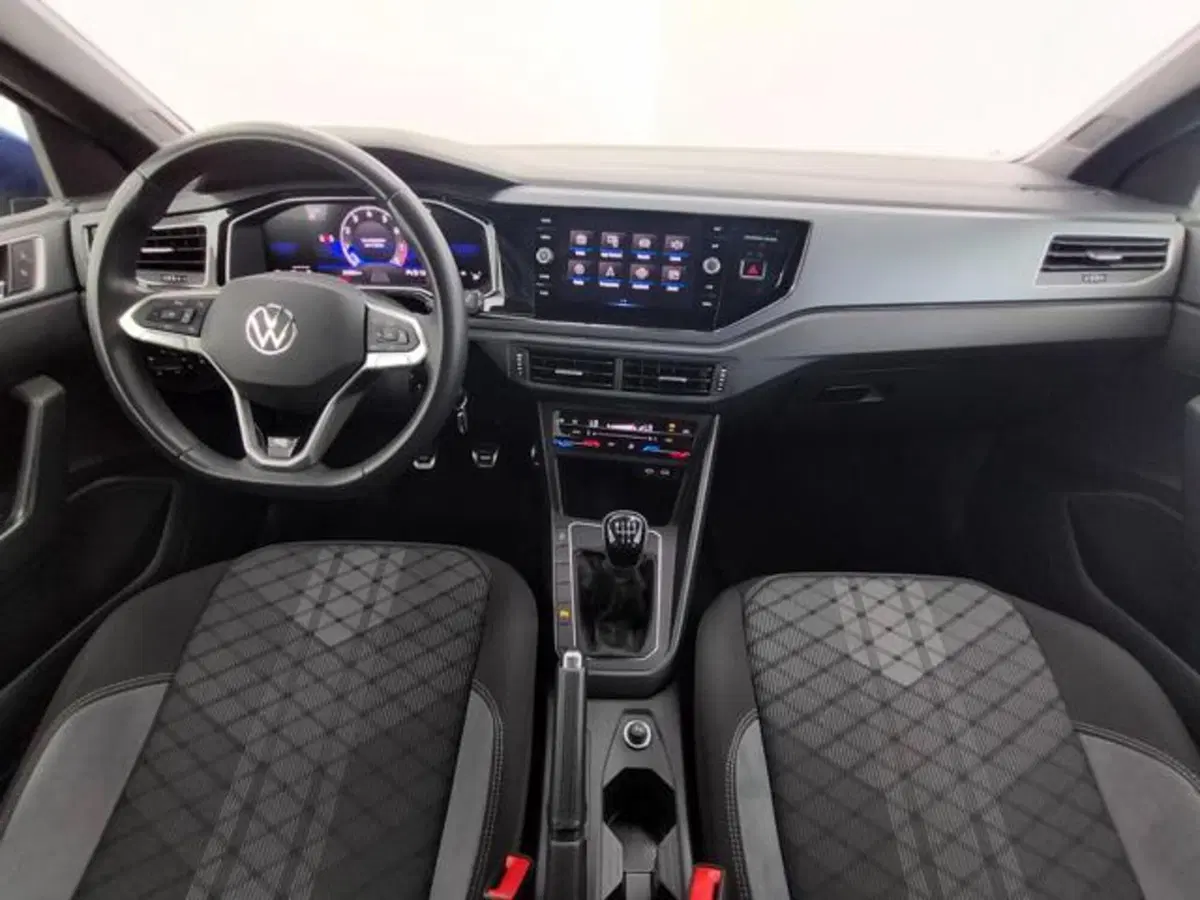 Volkswagen Polo usata a Como (4)