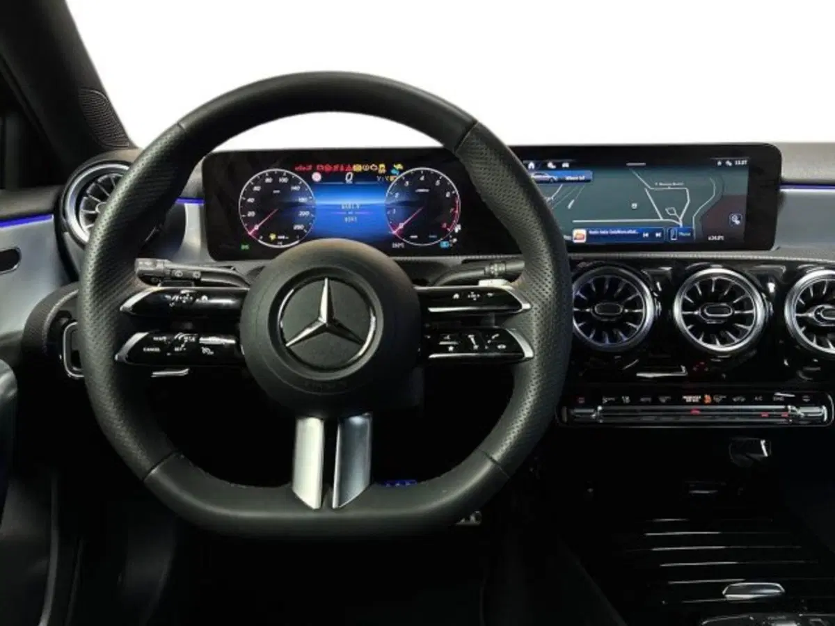 Mercedes-Benz Classe A usata a Bologna (11)