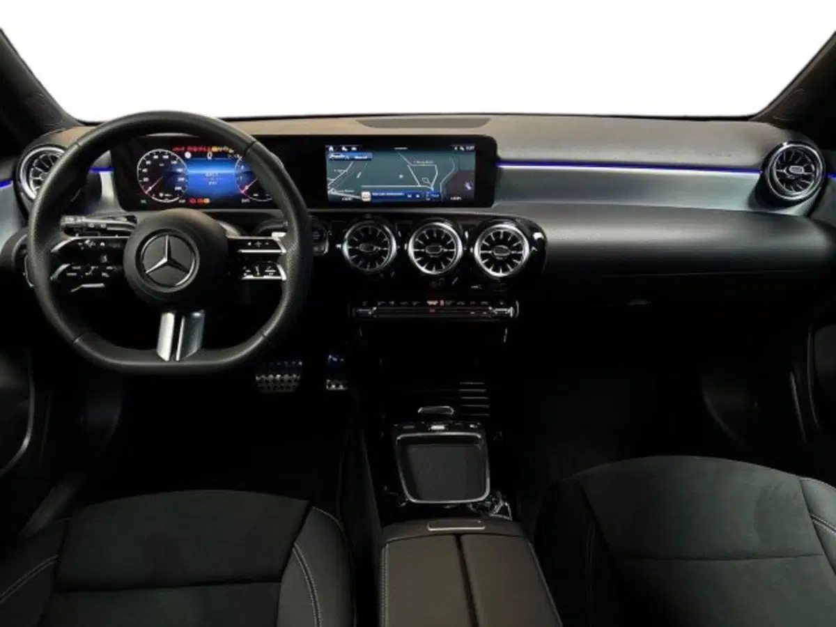 Mercedes-Benz Classe A usata a Bologna (9)
