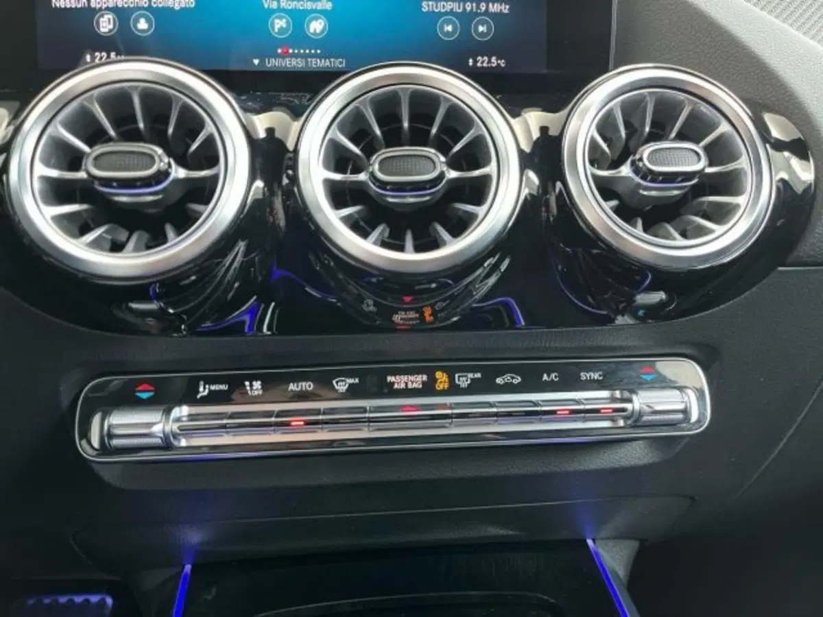 Mercedes-Benz GLA SUV usata a Verona (14)
