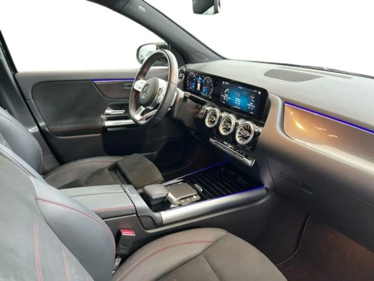 Mercedes-Benz GLA SUV usata a Verona (15)