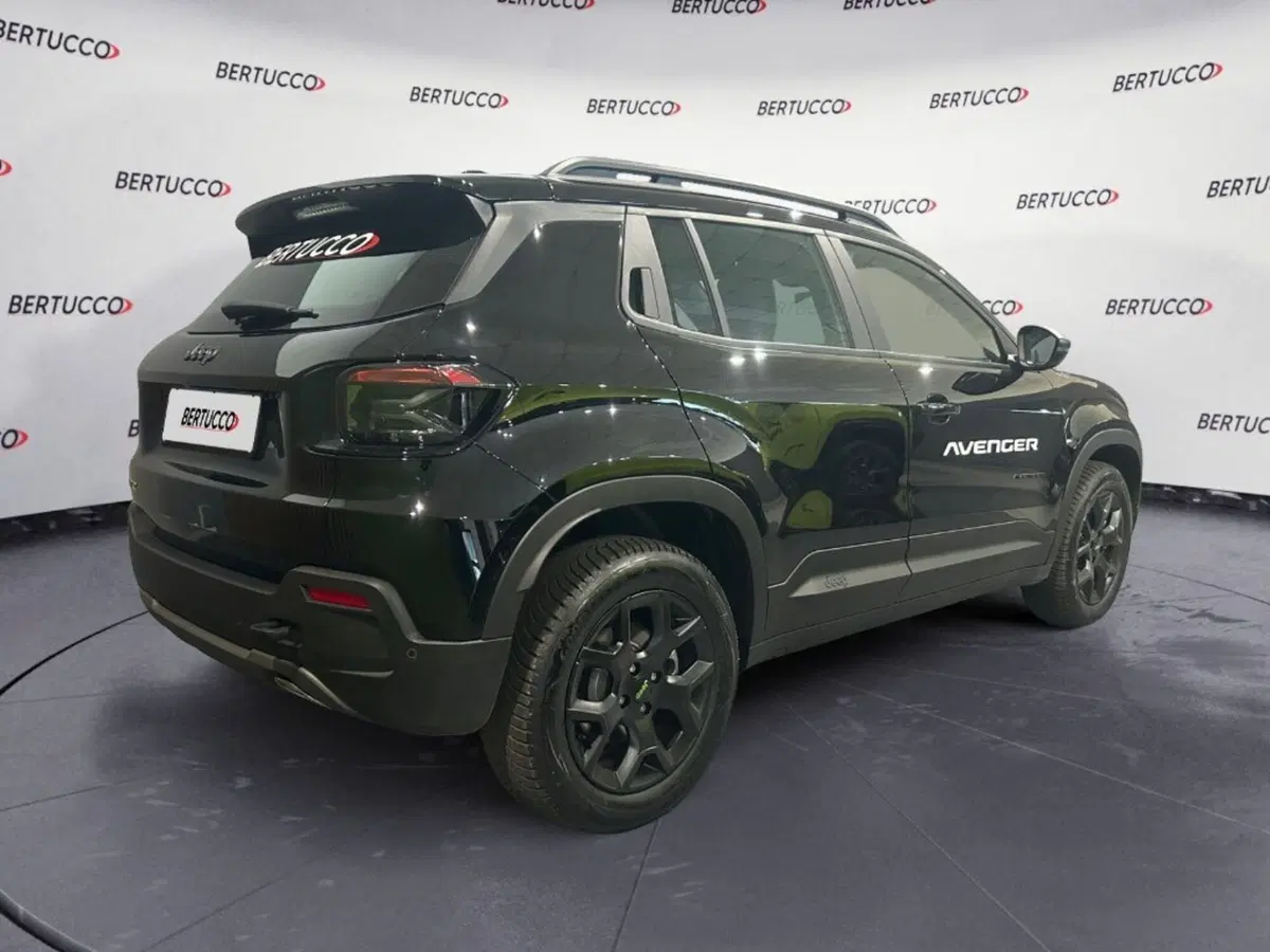 Jeep Avenger nuova a Verona (3)