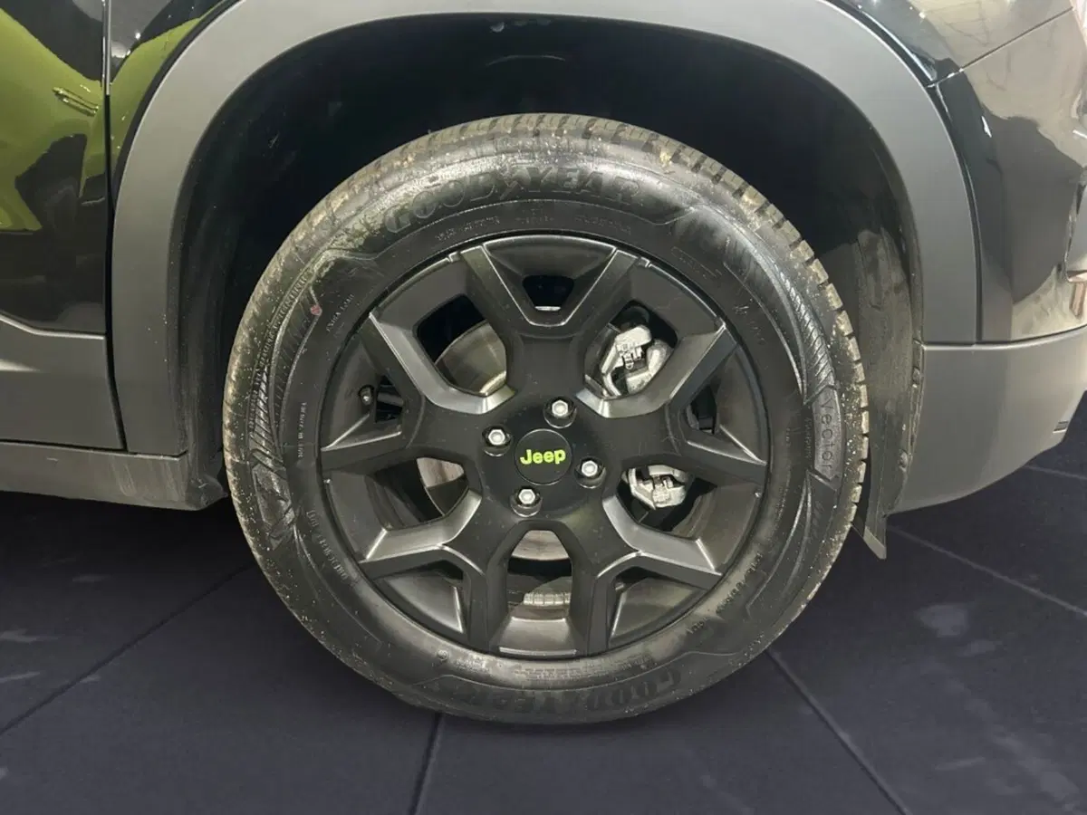 Jeep Avenger nuova a Verona (7)