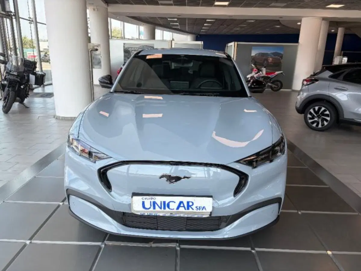 Ford Mustang Mach-E nuova a Cuneo (3)