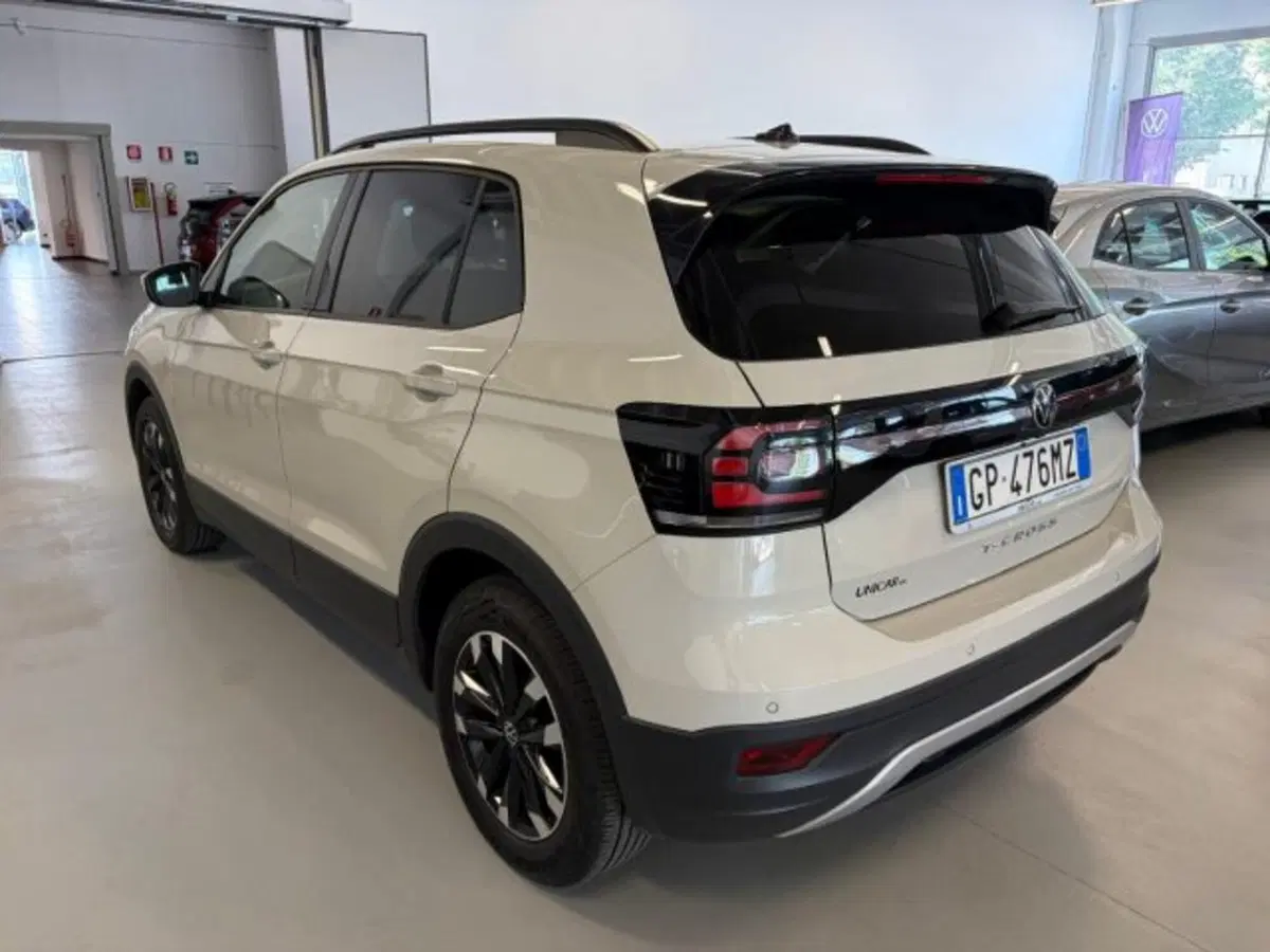 Volkswagen T-Cross usata a Cuneo (5)