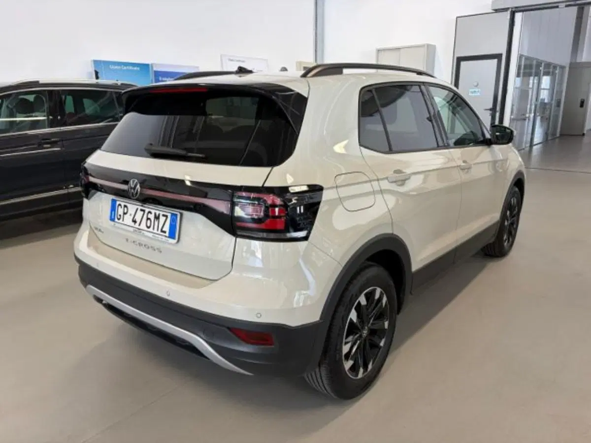 Volkswagen T-Cross usata a Cuneo (7)
