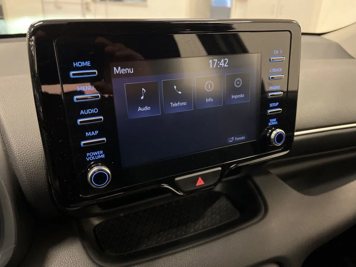 Toyota Yaris usata a Modena (14)