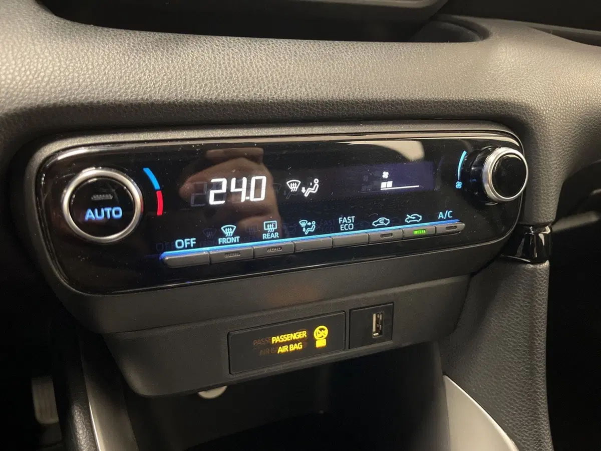 Toyota Yaris usata a Modena (15)