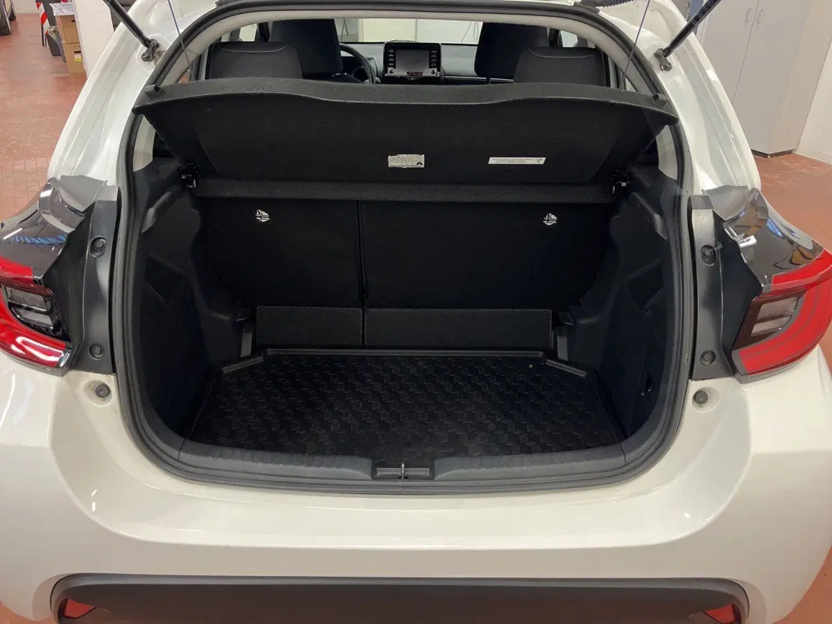 Toyota Yaris usata a Modena (7)