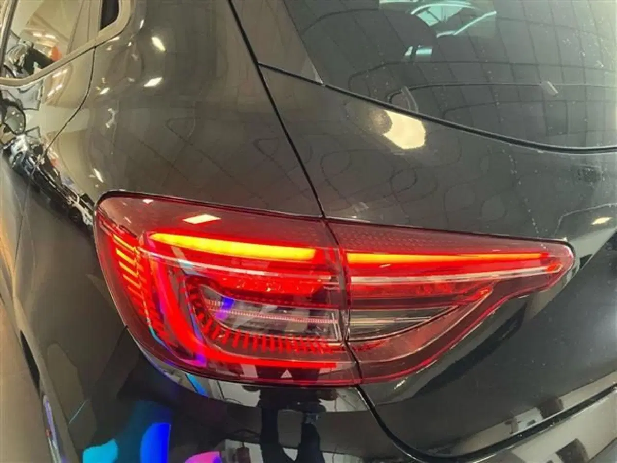 Renault Clio usata a Como (8)