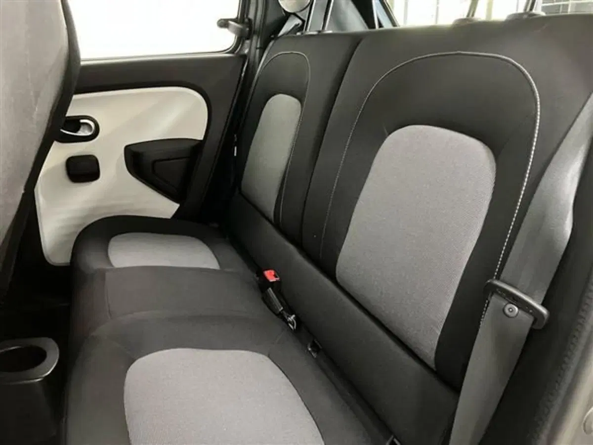 Renault Twingo usata a Como (11)
