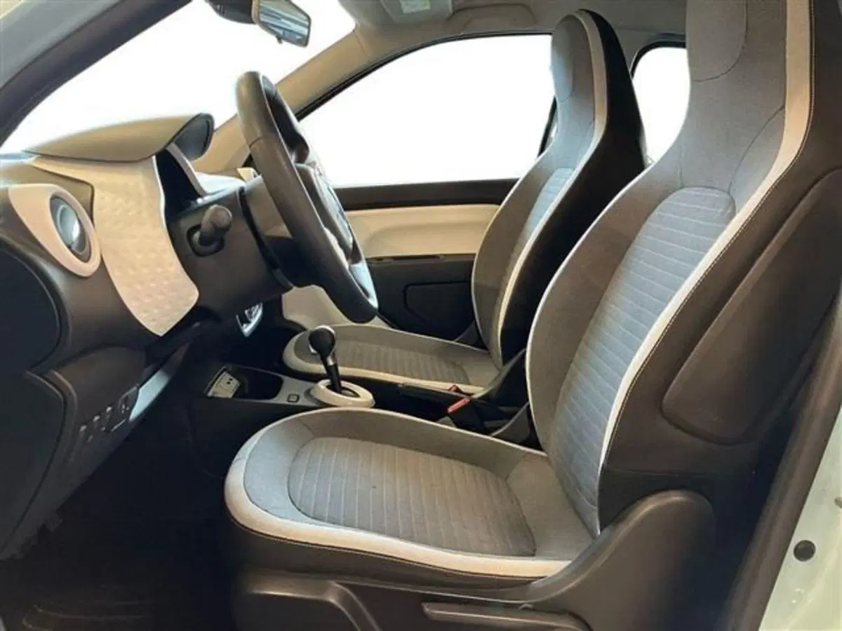 Renault Twingo usata a Como (10)