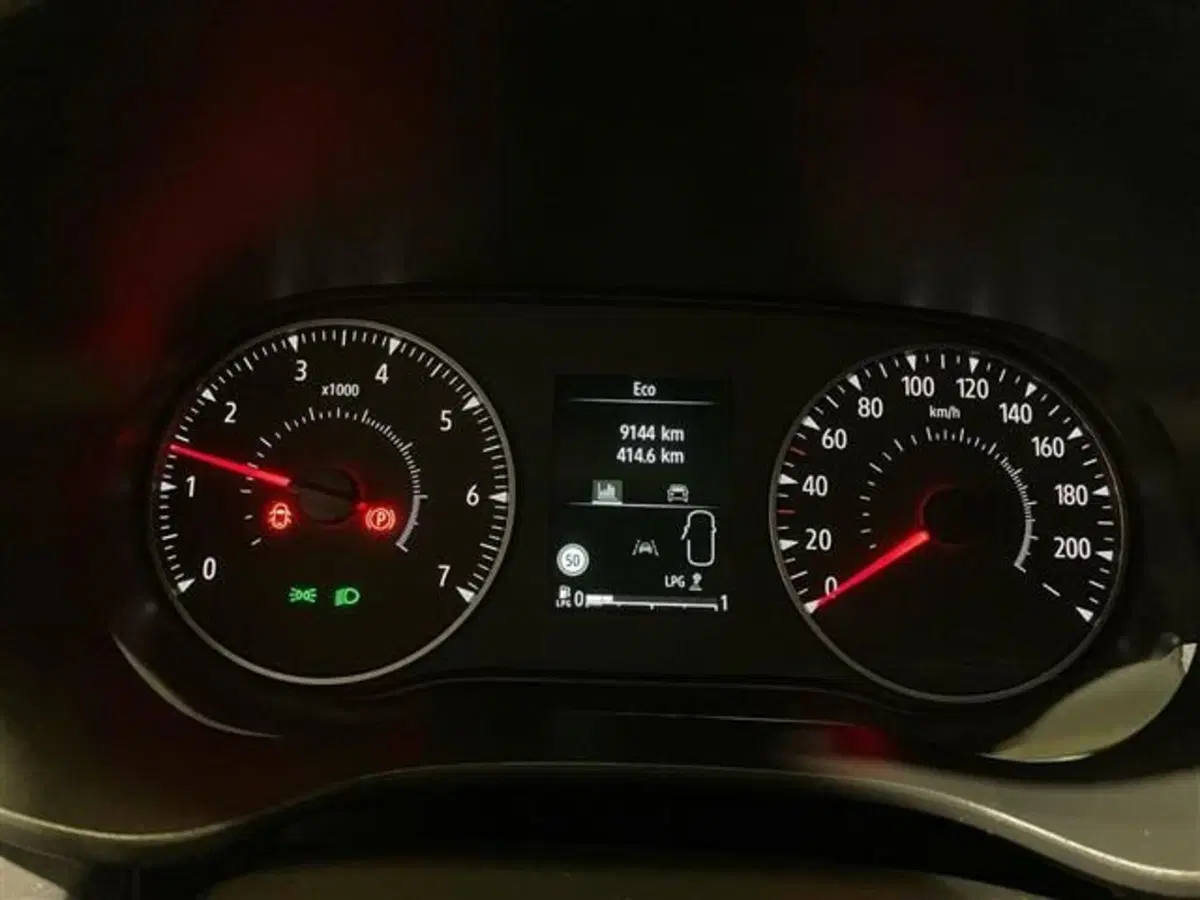 Dacia Jogger usata a Como (15)