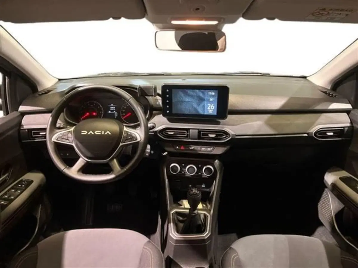 Dacia Jogger usata a Como (9)