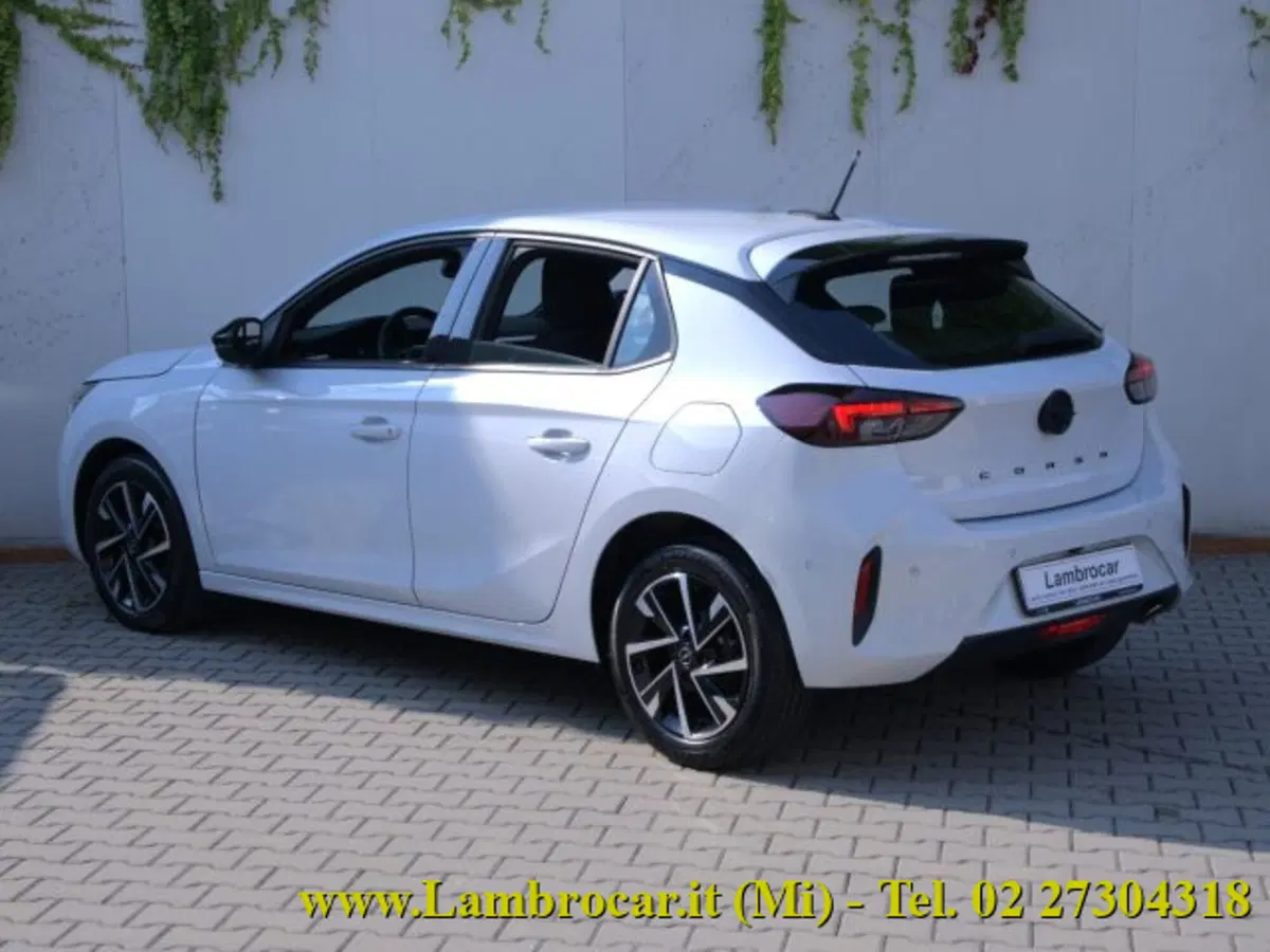 Opel Corsa usata a Milano (15)