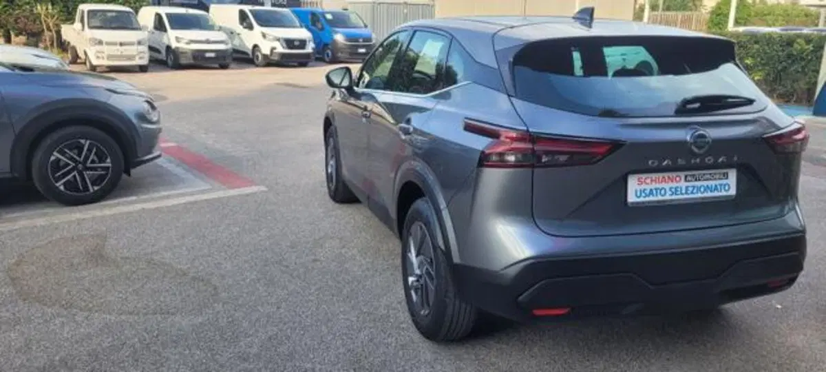 Nissan Qashqai usata a Napoli (3)