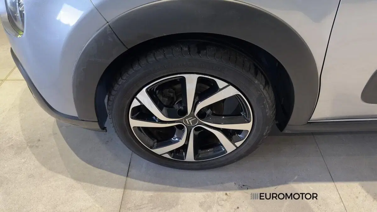 Citroen C3 usata a Bari (11)