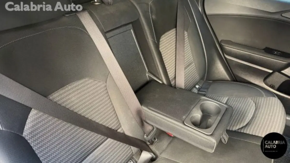 Kia XCeed usata a Reggio Calabria (16)