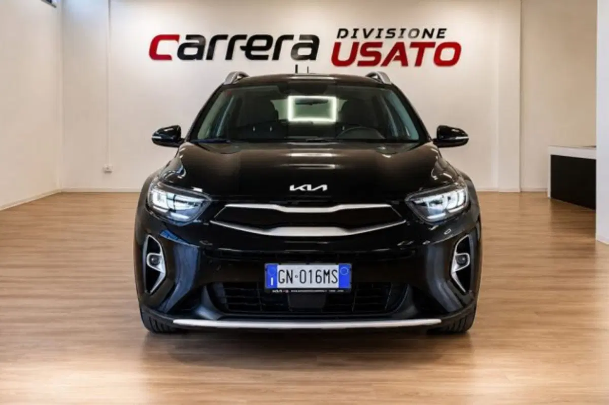 Kia Stonic usata a Latina (2)