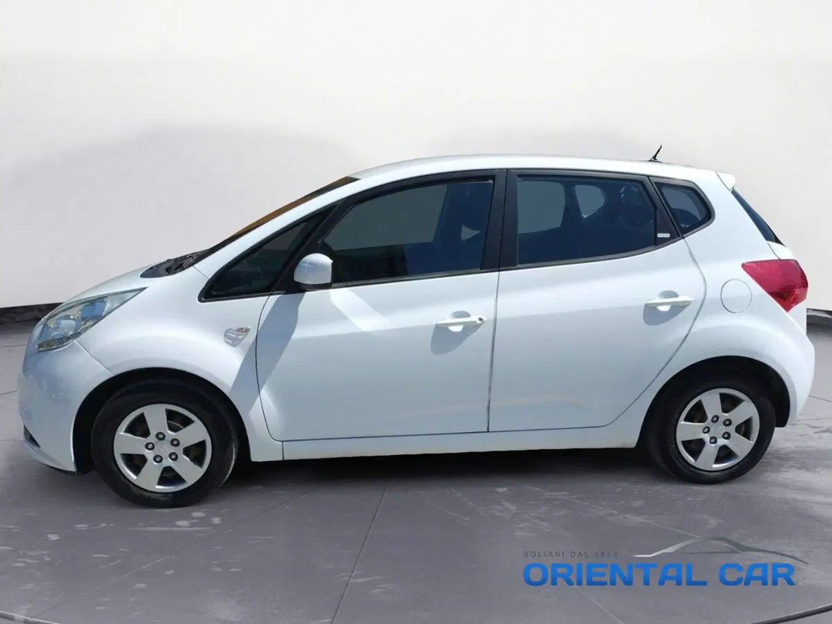 Kia Venga usata a La Spezia (4)