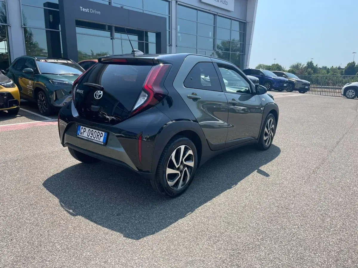 Toyota Aygo X usata a Piacenza (9)
