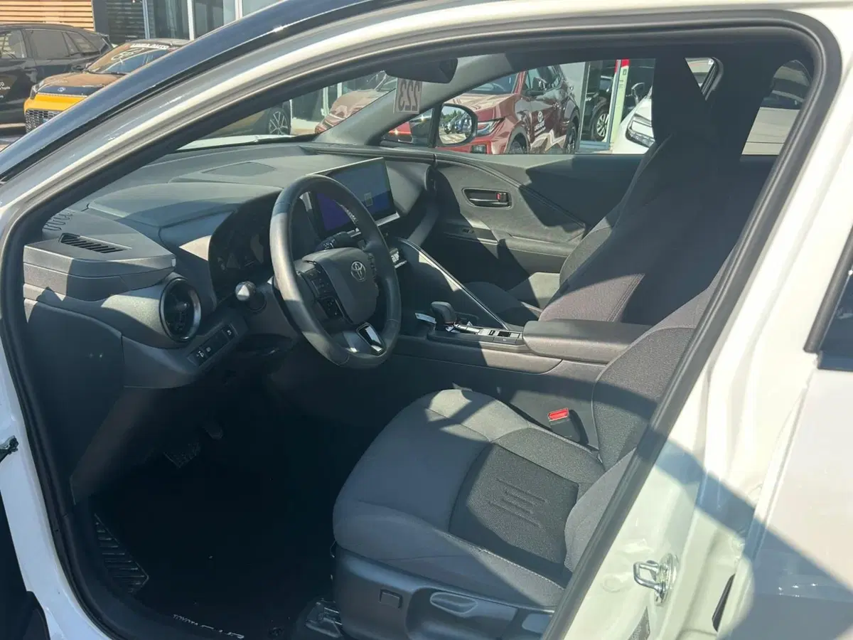 Toyota Toyota C-HR usata a Piacenza (15)