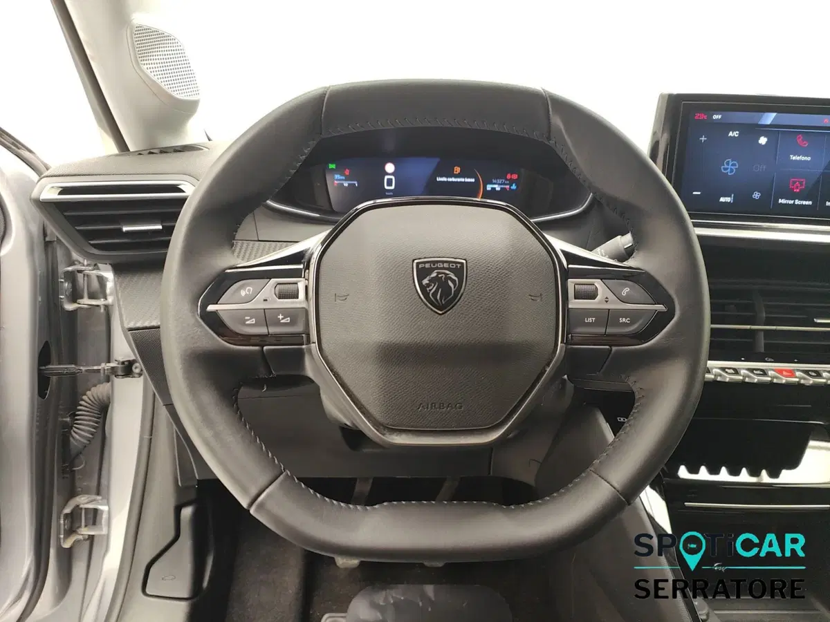 Peugeot 208 usata a Como (16)