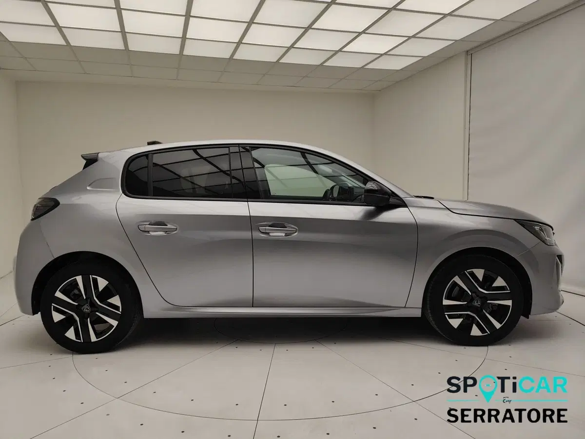 Peugeot 208 usata a Como (19)