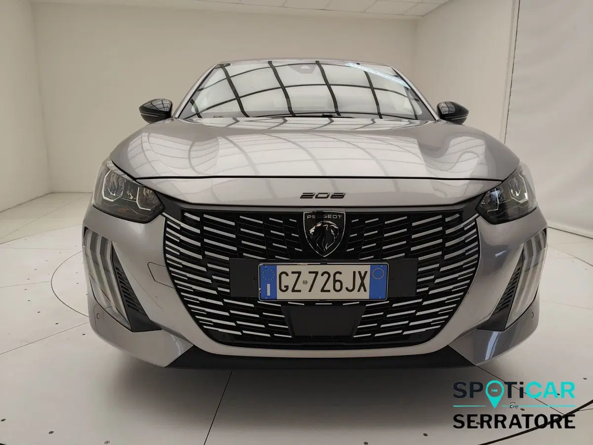 Peugeot 208 usata a Como (2)