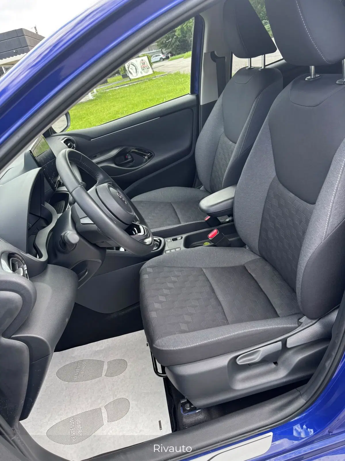 Toyota Yaris usata a Como (5)
