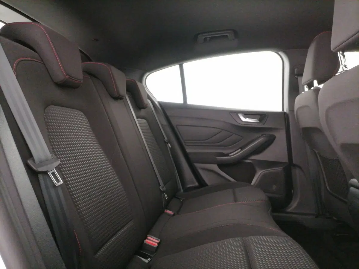 Ford Focus usata a Roma (8)