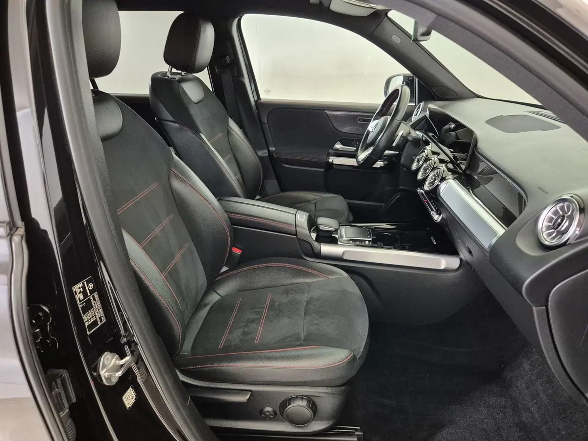 Mercedes-Benz GLB usata a Torino (10)