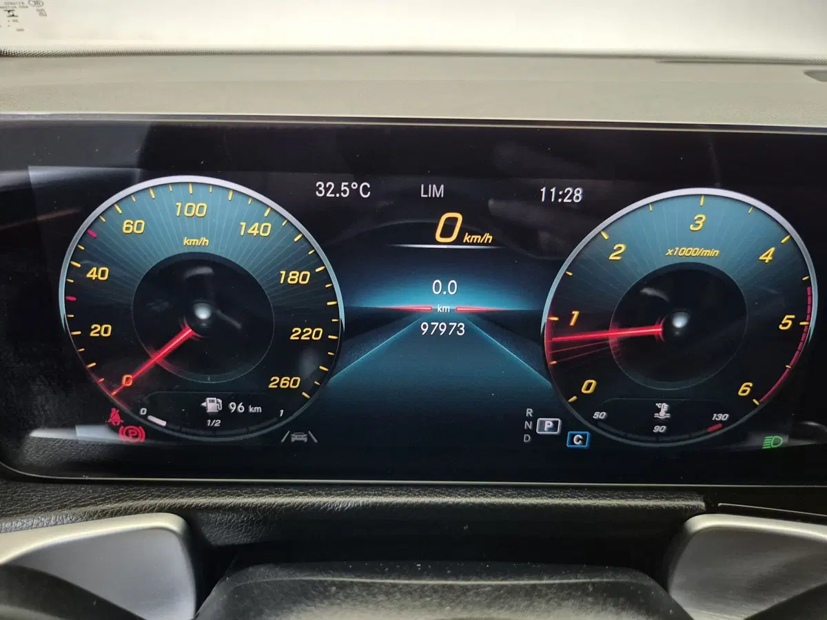 Mercedes-Benz GLB usata a Torino (15)