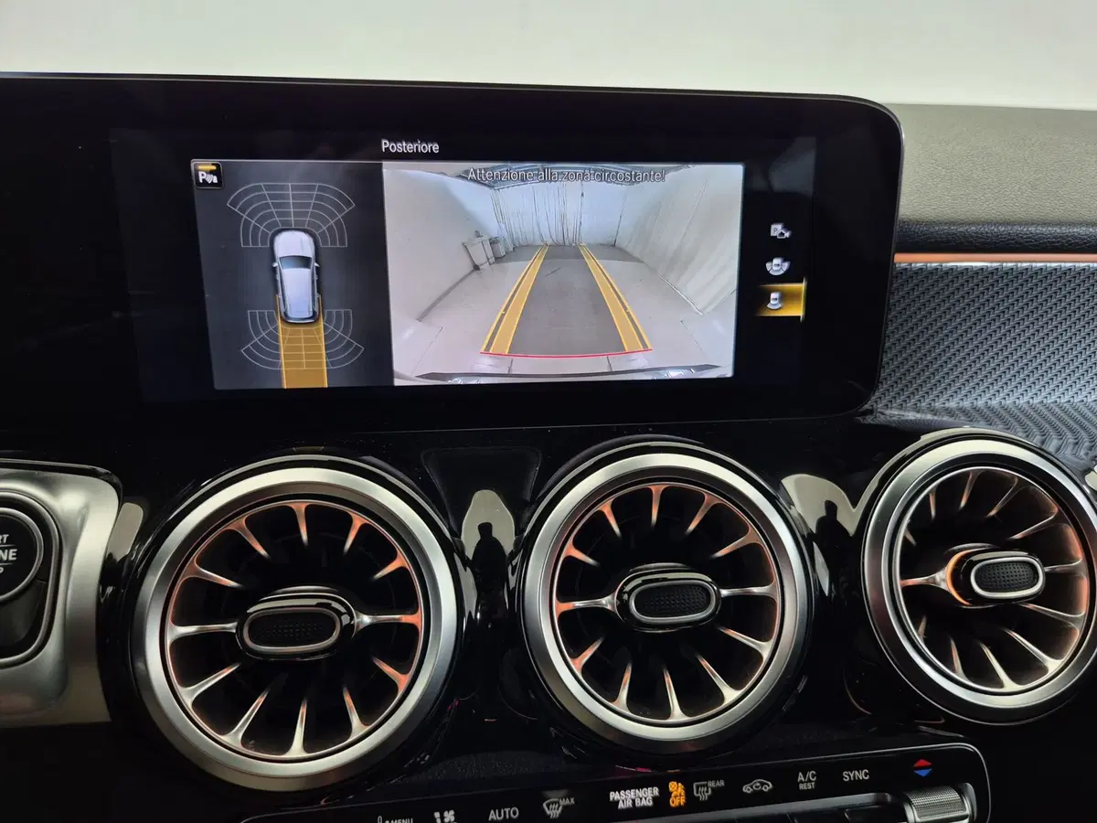 Mercedes-Benz GLB usata a Torino (16)