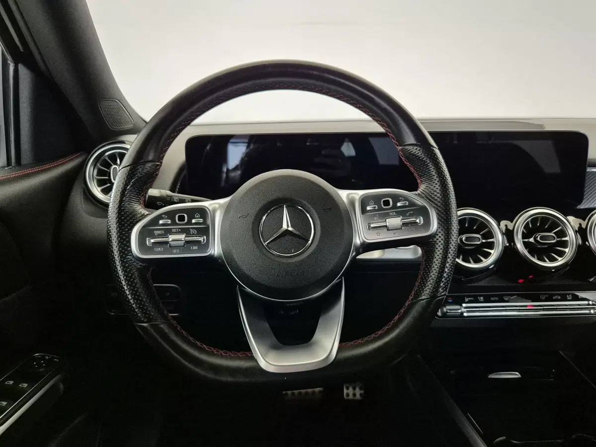 Mercedes-Benz GLB usata a Torino (9)
