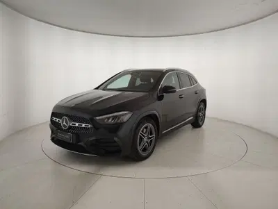 Mercedes-Benz GLA SUV 180 d AMG Line Premium Plus auto del 2025 usata a Genova
