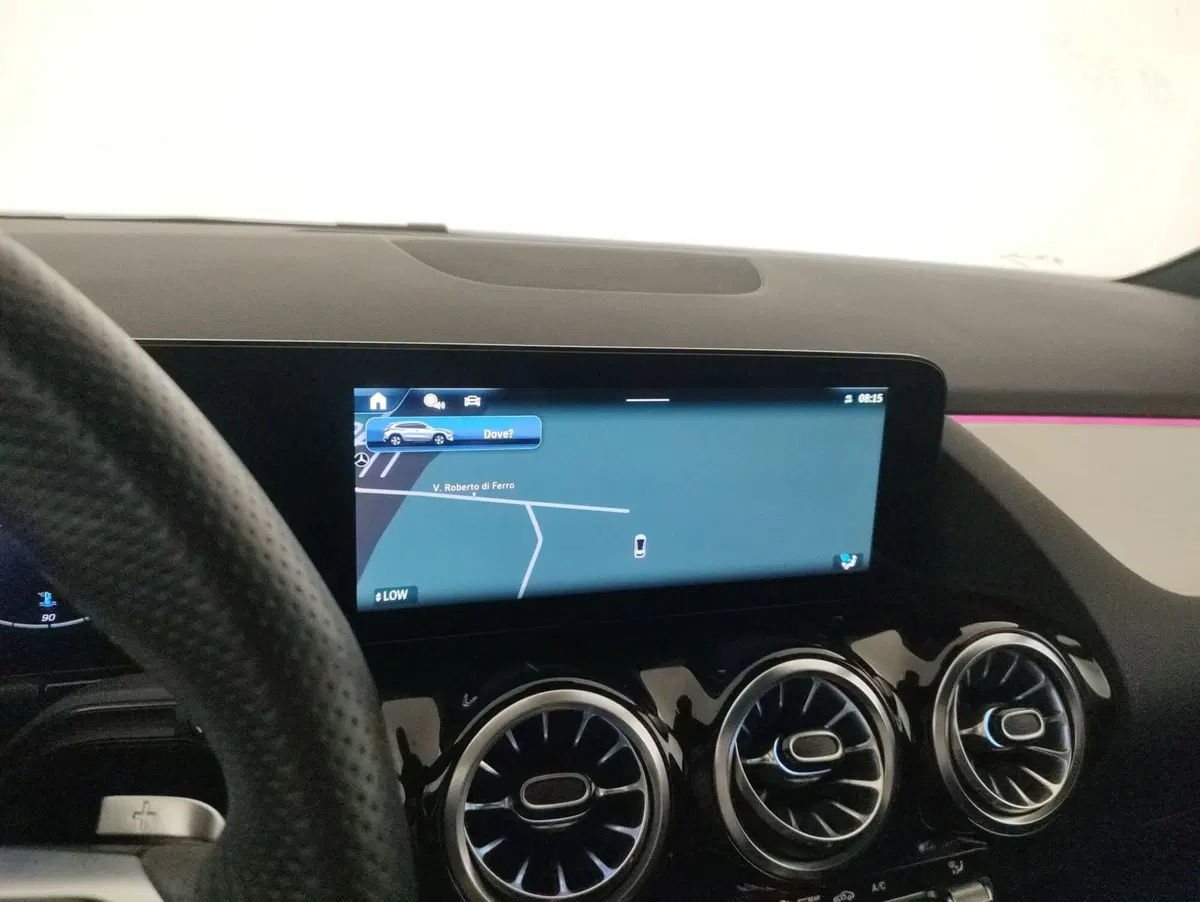 Mercedes-Benz GLA SUV usata a Genova (12)