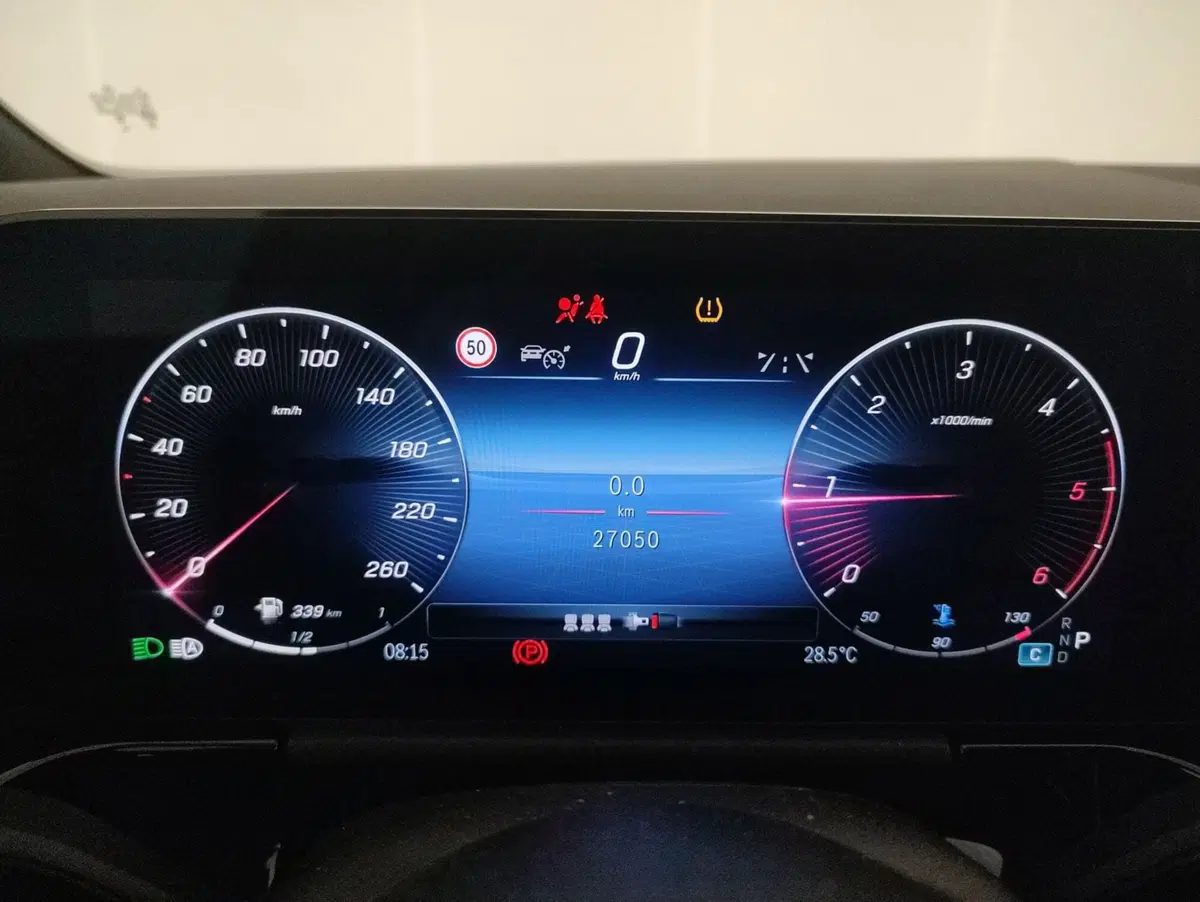 Mercedes-Benz GLA SUV usata a Genova (15)