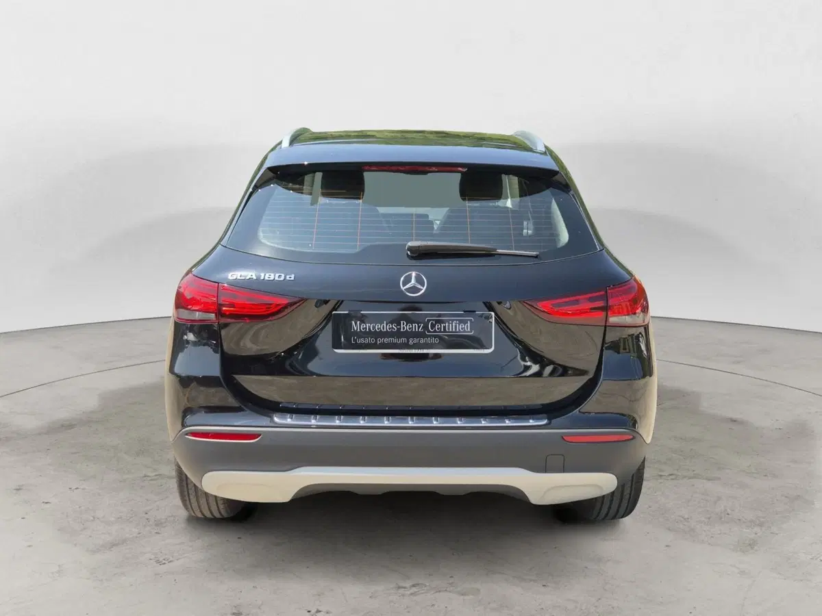 Mercedes-Benz GLA SUV usata  (3)