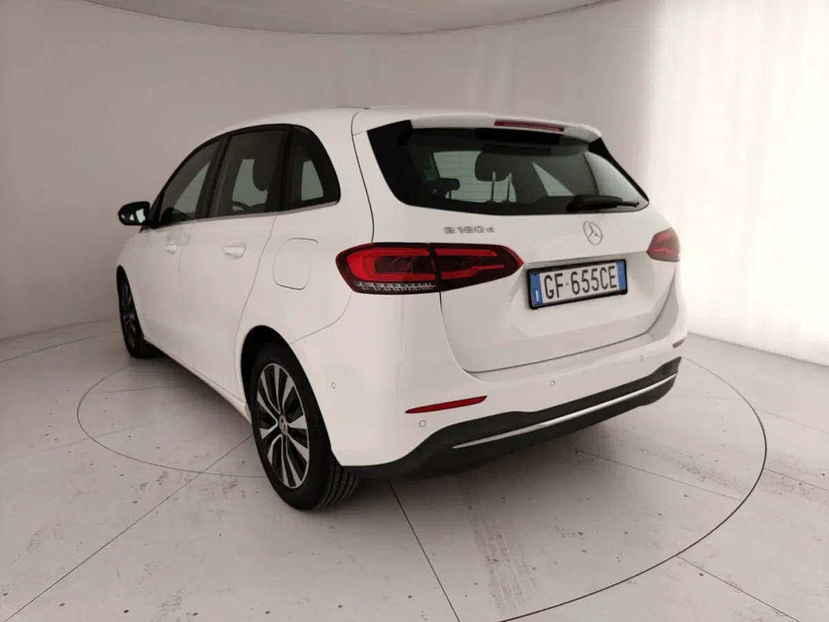 Mercedes-Benz Classe B usata a Caserta (9)