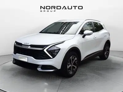 Kia Sportage 1.6 TGDi HEV AT Style del 2023 usata a San Fior