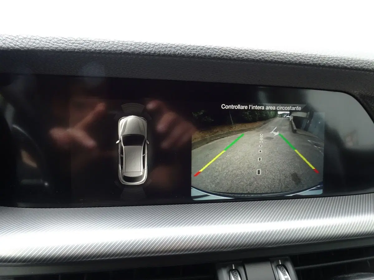 Alfa Romeo Stelvio usata a Treviso (17)
