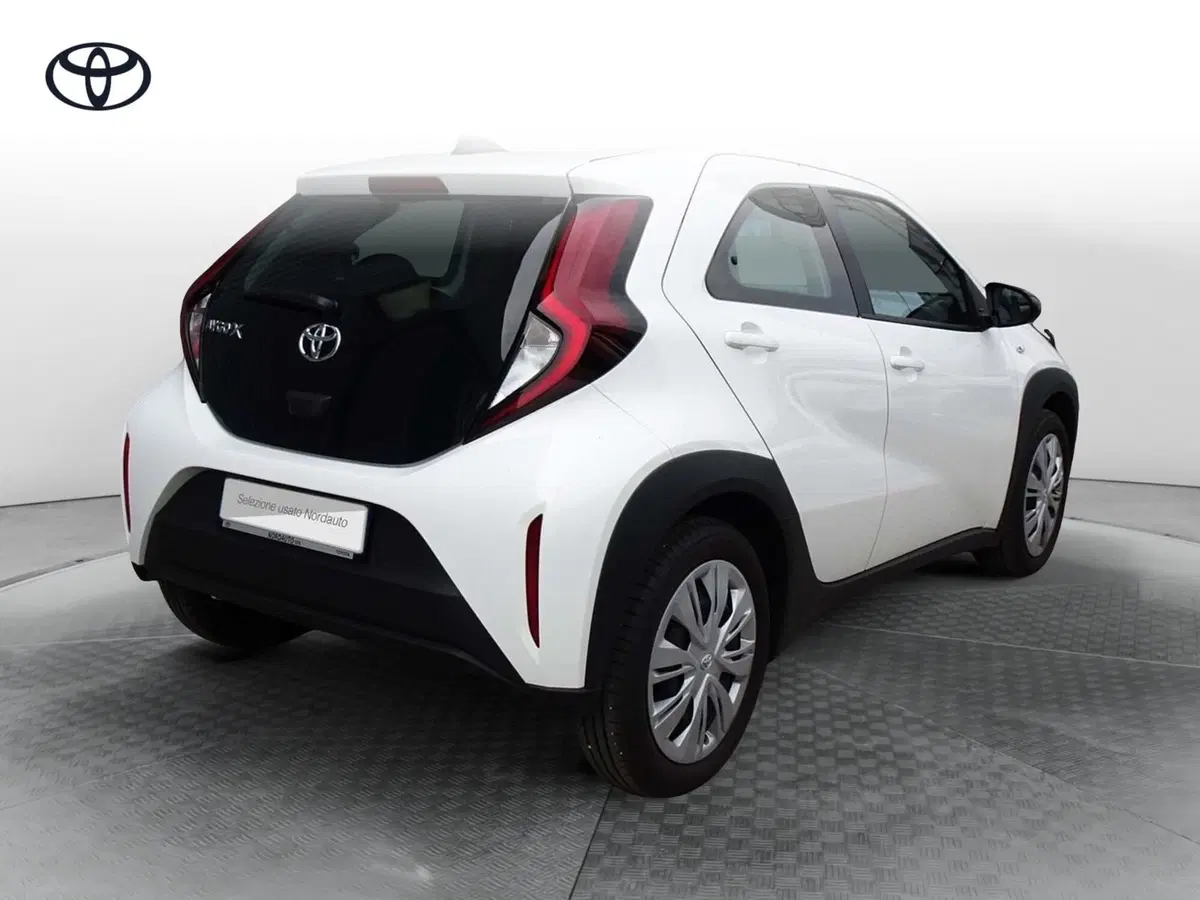 Toyota Aygo X usata a Treviso (3)