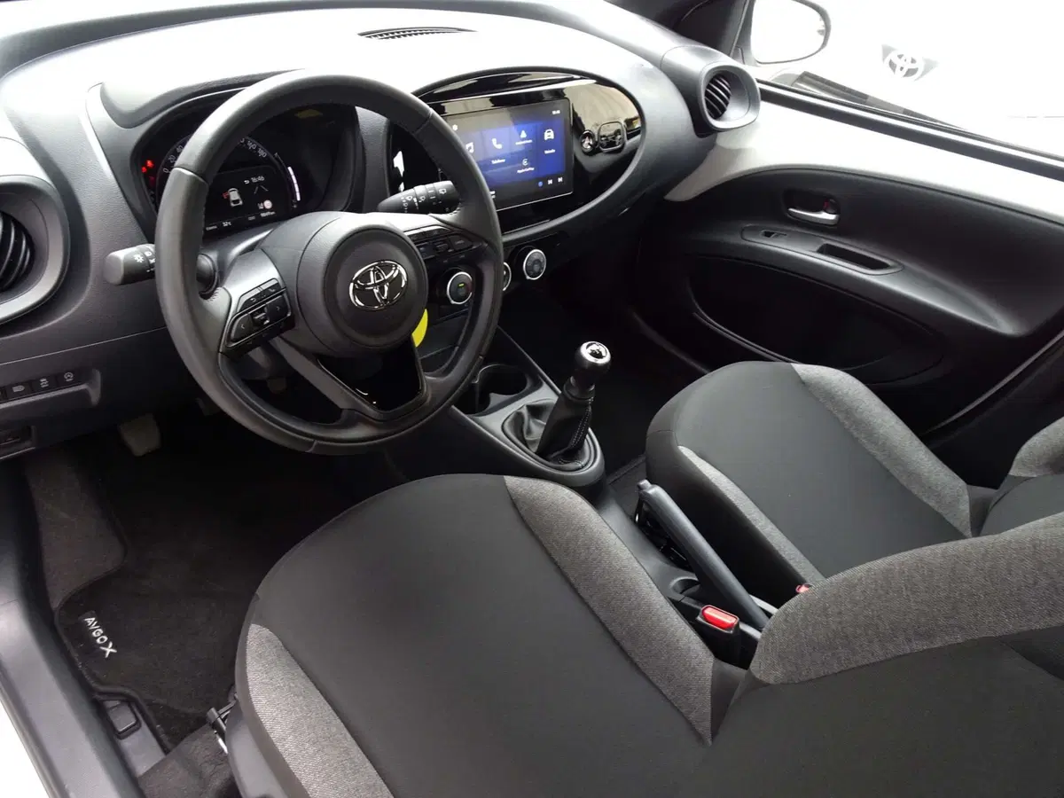 Toyota Aygo X usata a Treviso (6)