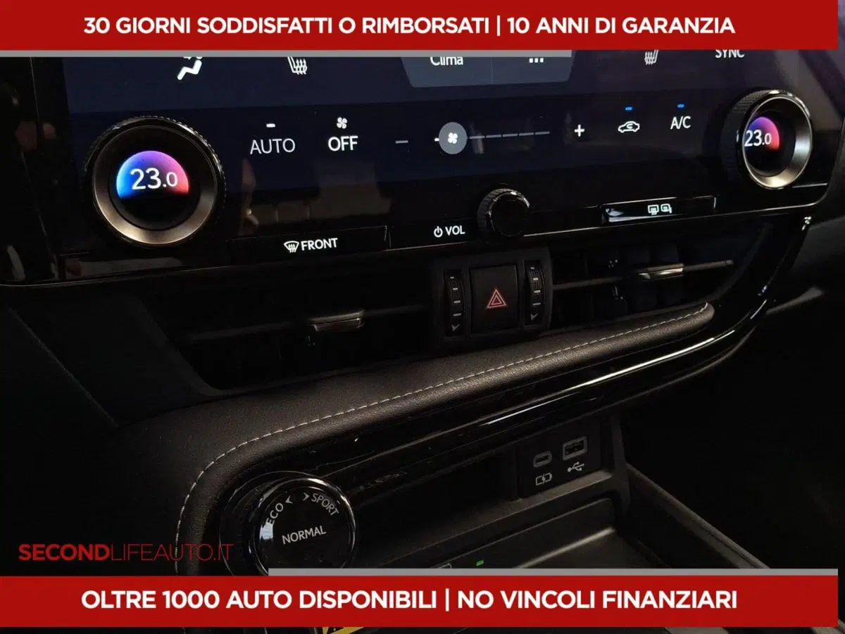 Lexus NX usata a Roma (12)