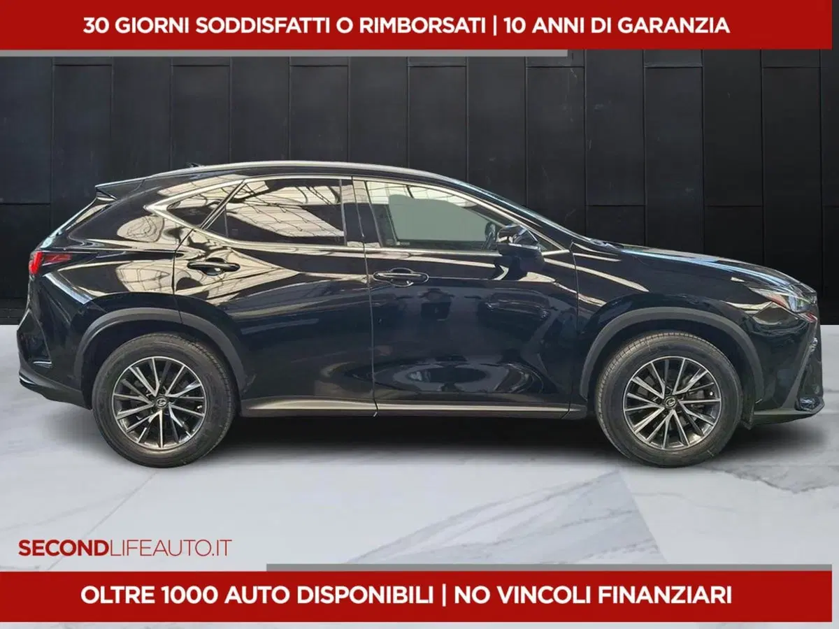 Lexus NX usata a Roma (2)