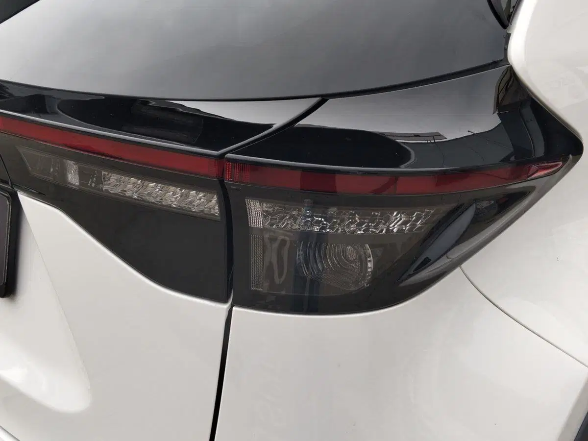 Toyota Yaris Cross nuova a Roma (17)
