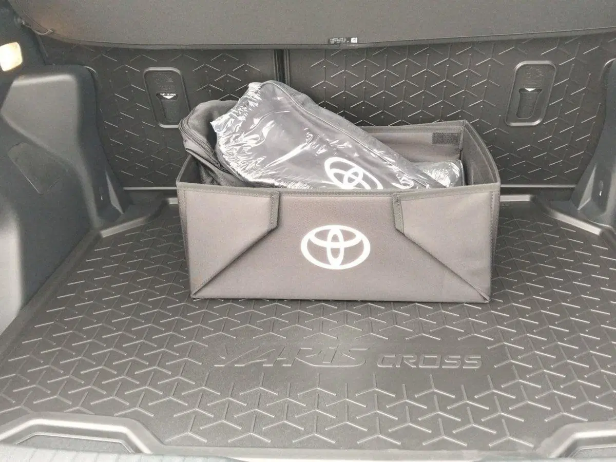 Toyota Yaris Cross nuova a Roma (5)