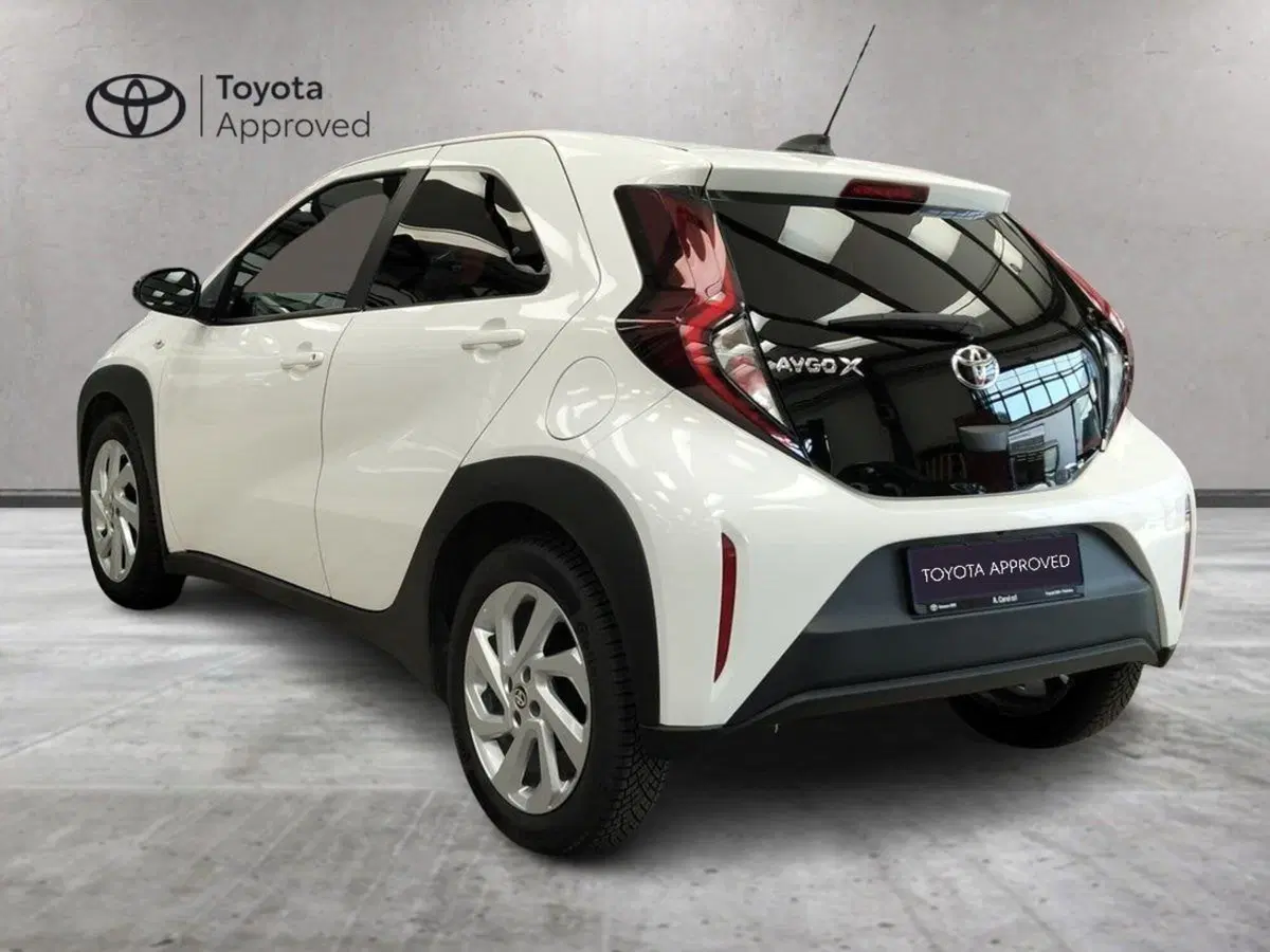 Toyota Aygo X usata a Roma (5)