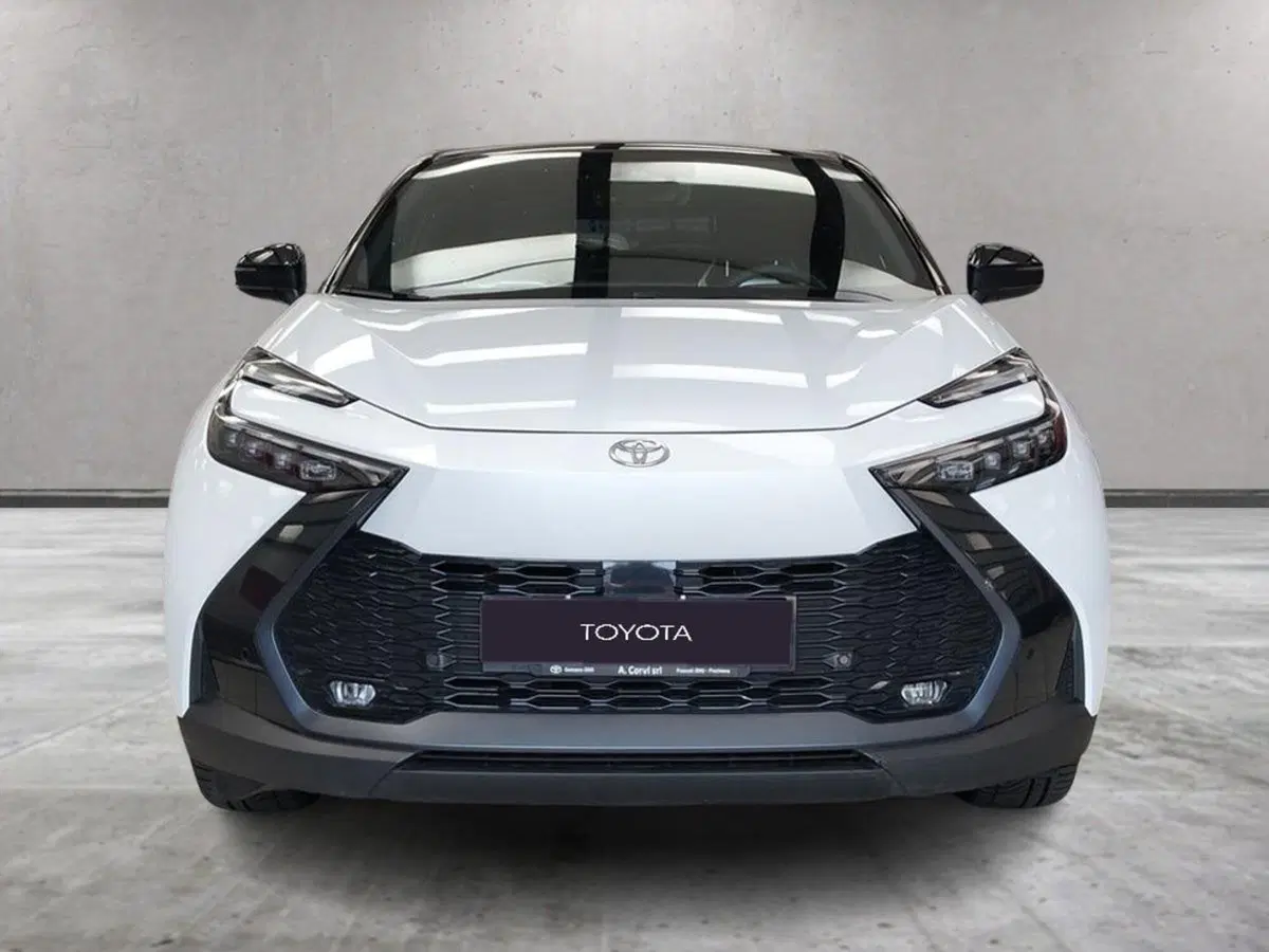 Toyota Toyota C-HR usata a Roma (10)